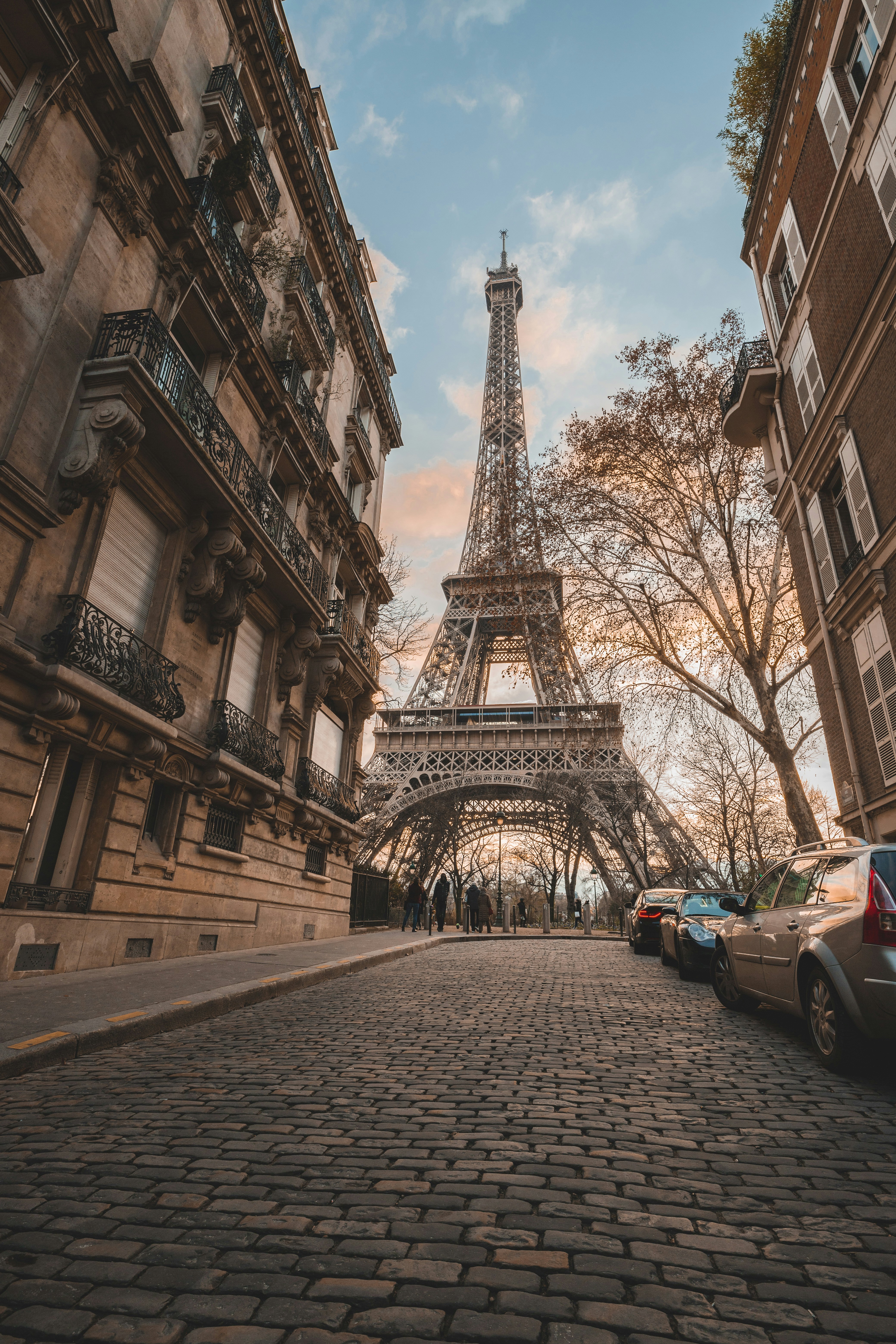 Prix d'un photographe mariage à Paris en 2026 : le guide complet